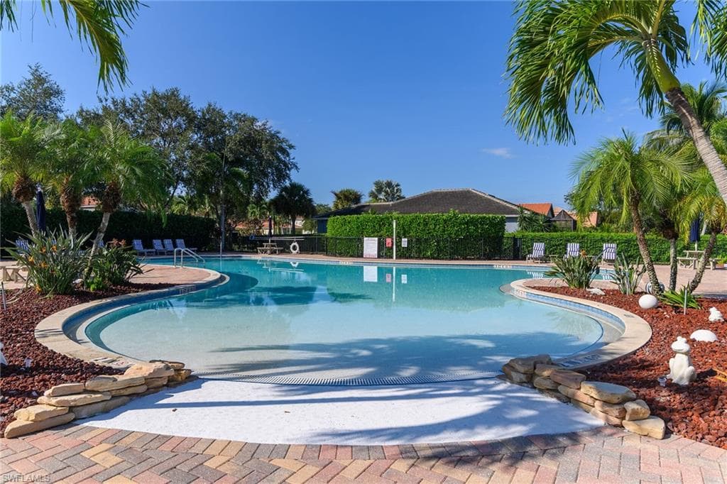 2880 Orange Grove Trl, Naples, FL 34120-38