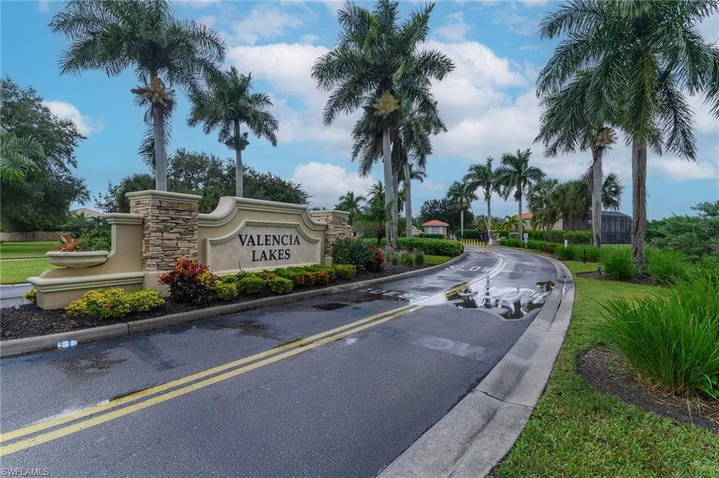 2880 Orange Grove Trl, Naples, FL 34120-42