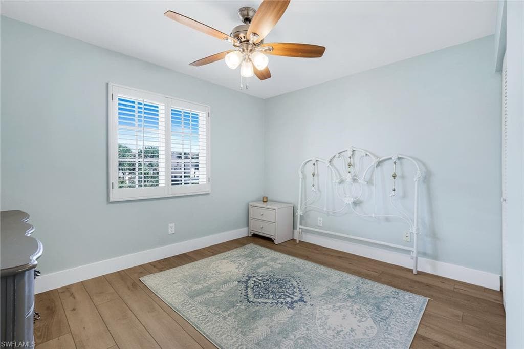 7767 Jewel Ln 203, Naples, FL 34109-16