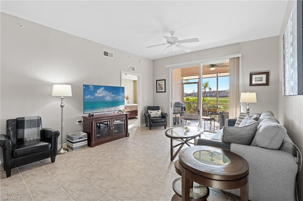 2730 Cypress Trace Cir 2813, Naples, FL 34119-8