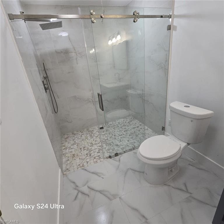 5902 Thonotosossa Rd, Plant City, FL 33565-16