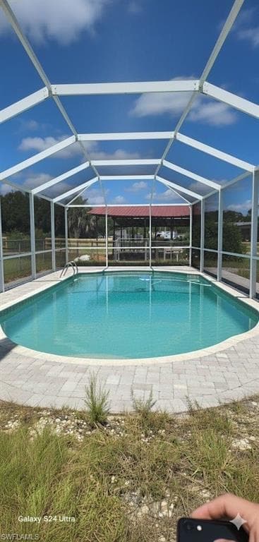 5902 Thonotosossa Rd, Plant City, FL 33565-25