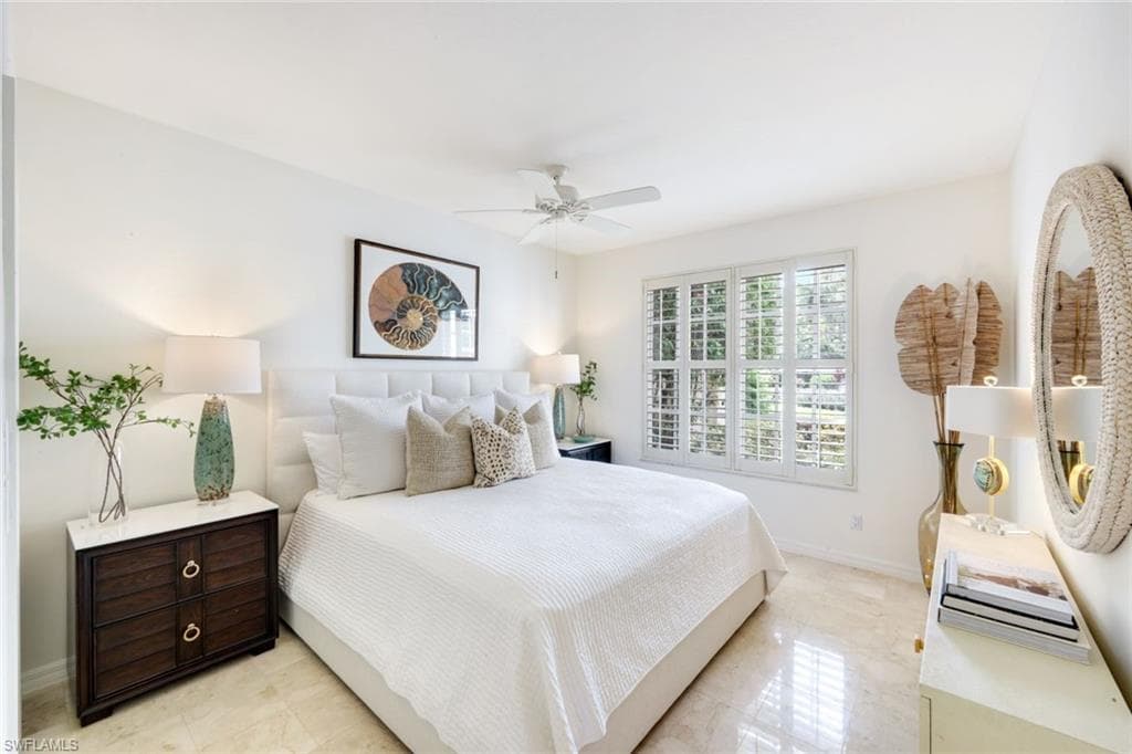 211 Via Napoli, Naples, FL 34105-25