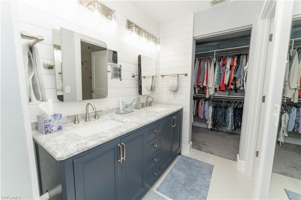 628 Woodshire Ln G5, Naples, FL 34105-10