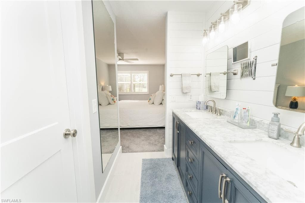 628 Woodshire Ln G5, Naples, FL 34105-12