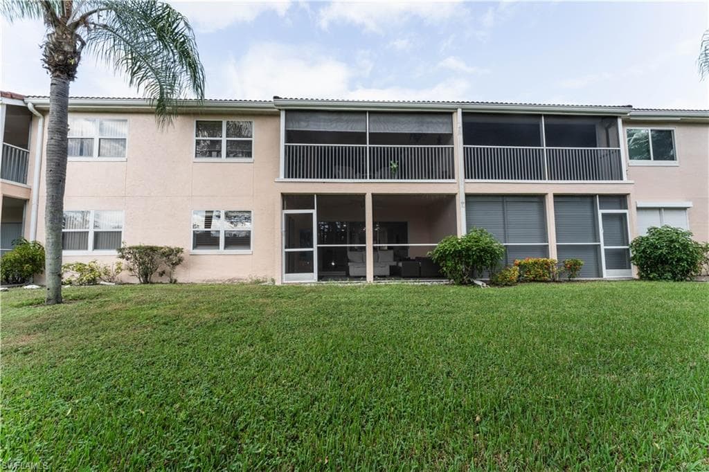 628 Woodshire Ln G5, Naples, FL 34105-22