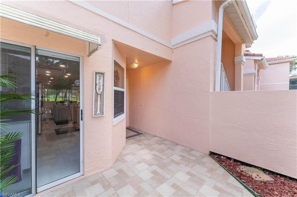 628 Woodshire Ln G5, Naples, FL 34105-23