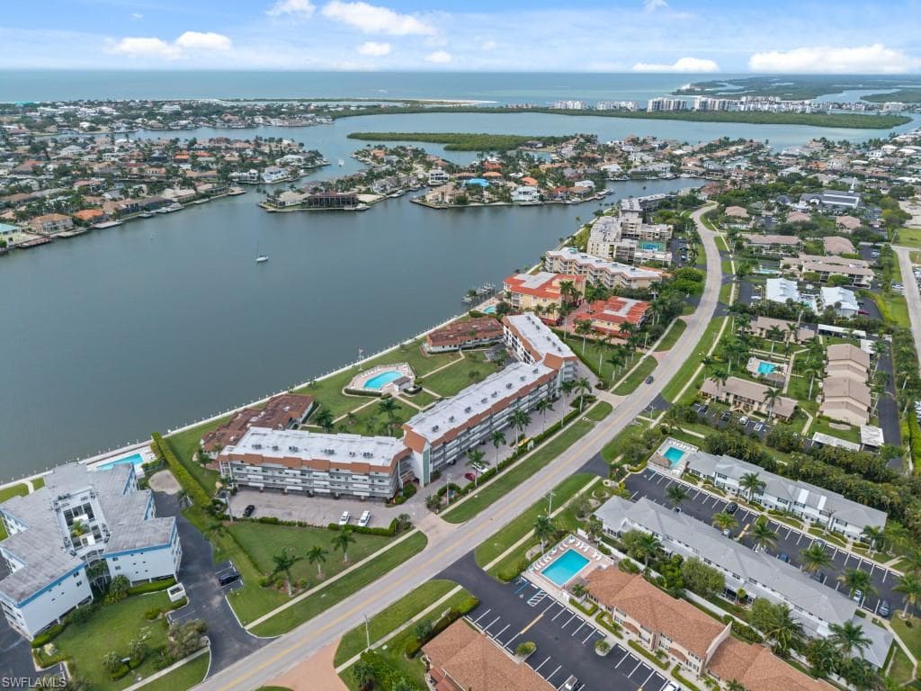 730 Elkcam Cir 309, Marco Island, FL 34145-30