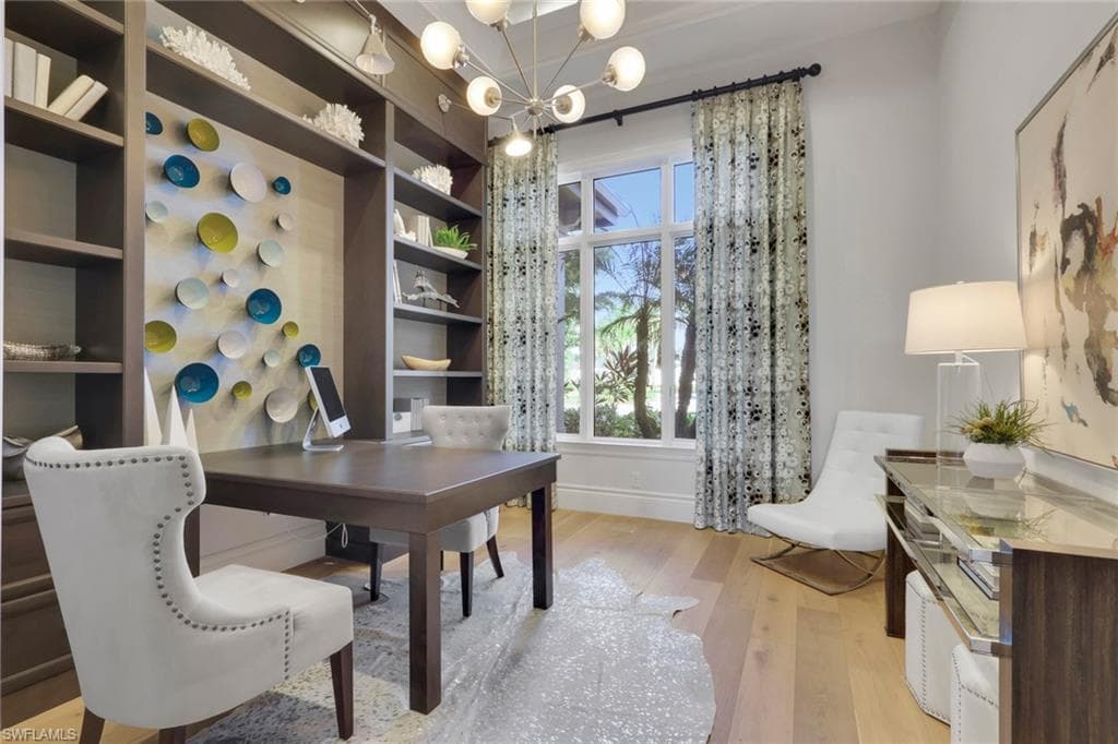 5054 Groveland Ter, Naples, FL 34119-8