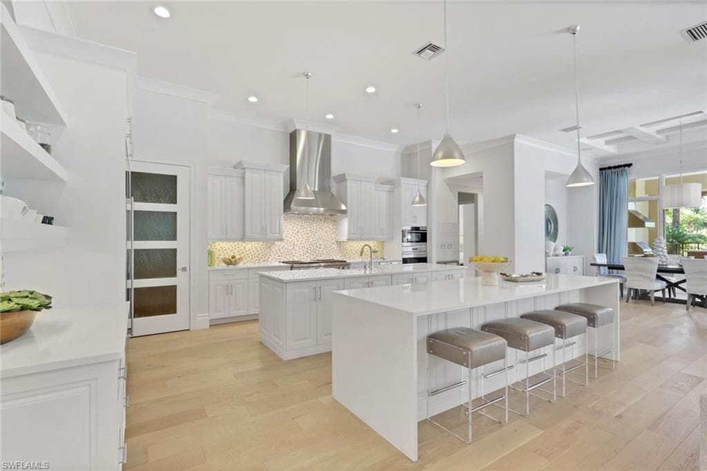 5054 Groveland Ter, Naples, FL 34119-9