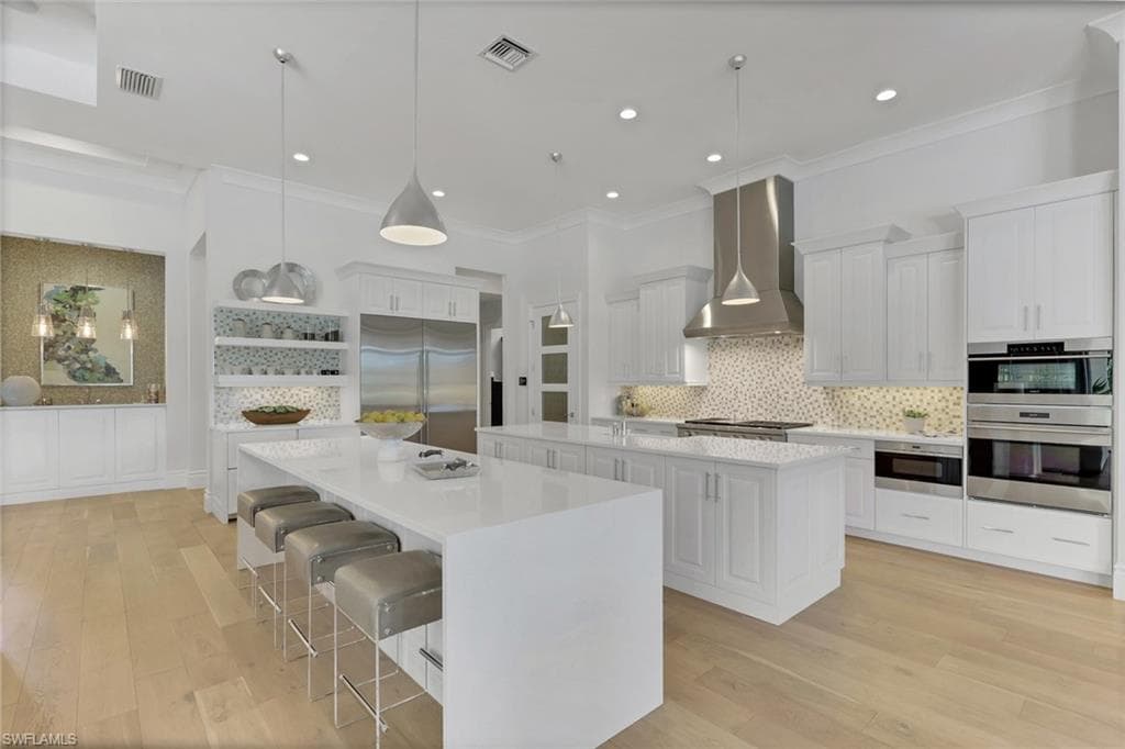 5054 Groveland Ter, Naples, FL 34119-10