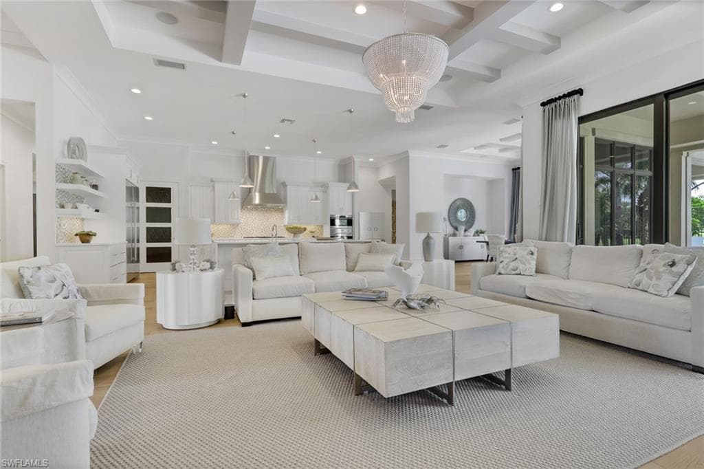 5054 Groveland Ter, Naples, FL 34119-15