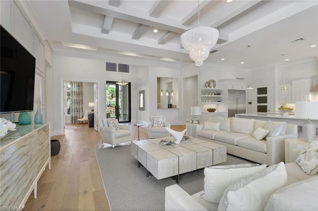 5054 Groveland Ter, Naples, FL 34119-18