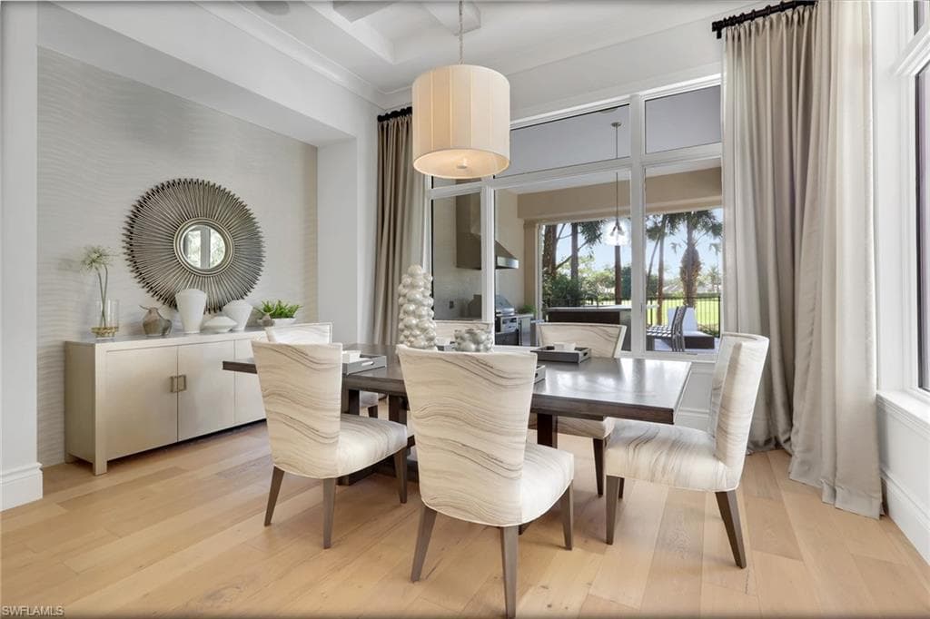 5054 Groveland Ter, Naples, FL 34119-20