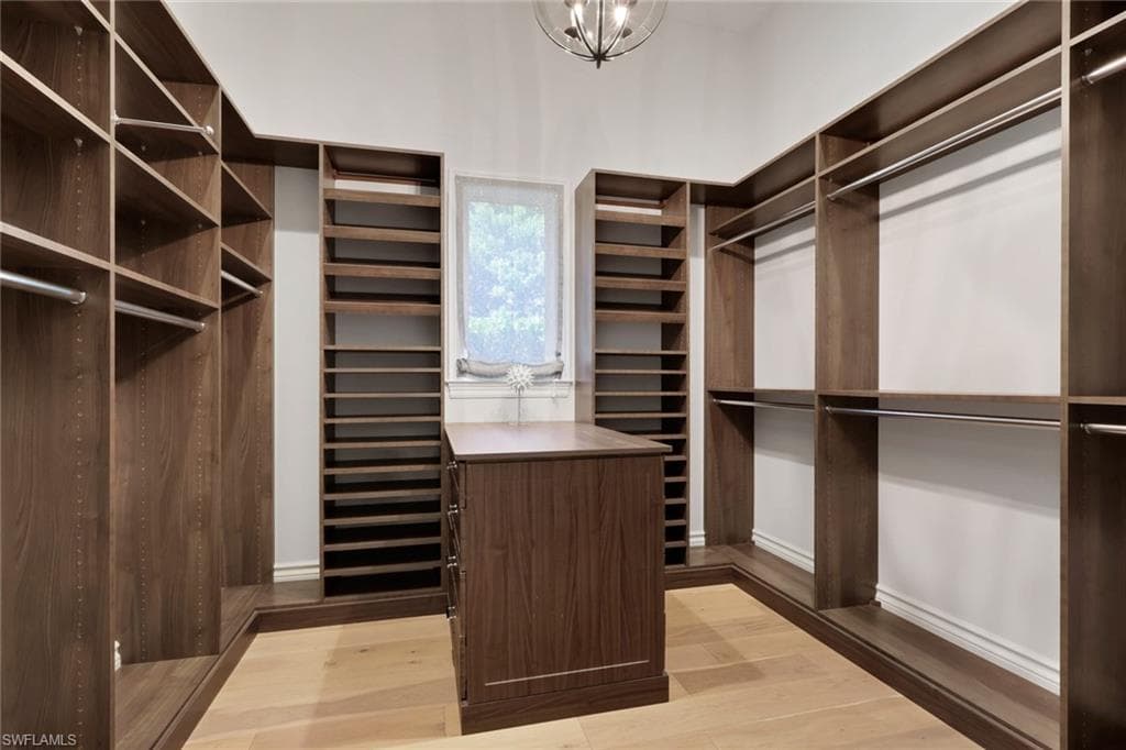 5054 Groveland Ter, Naples, FL 34119-23