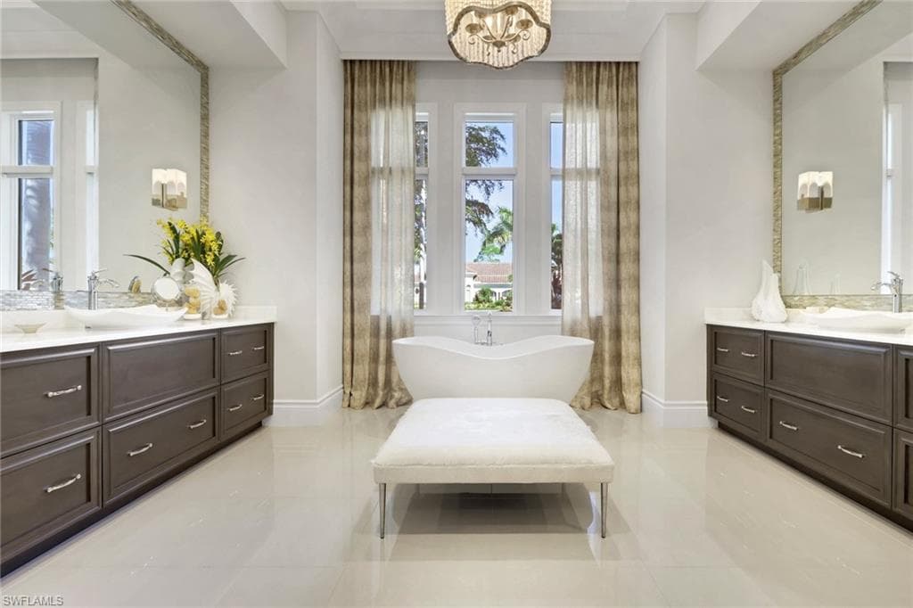 5054 Groveland Ter, Naples, FL 34119-25