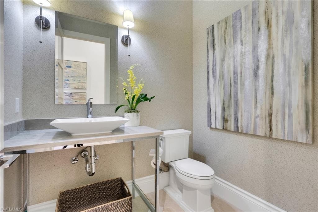 5054 Groveland Ter, Naples, FL 34119-29