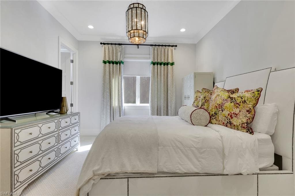 5054 Groveland Ter, Naples, FL 34119-30