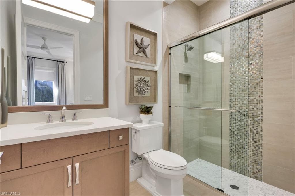 5054 Groveland Ter, Naples, FL 34119-33