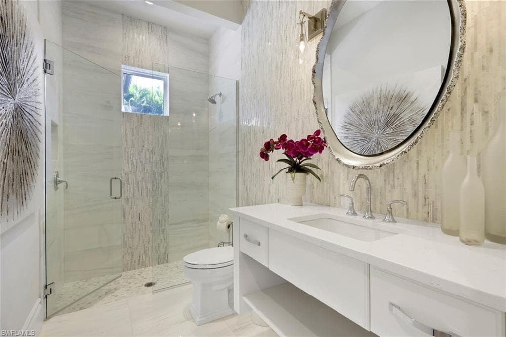 5054 Groveland Ter, Naples, FL 34119-36