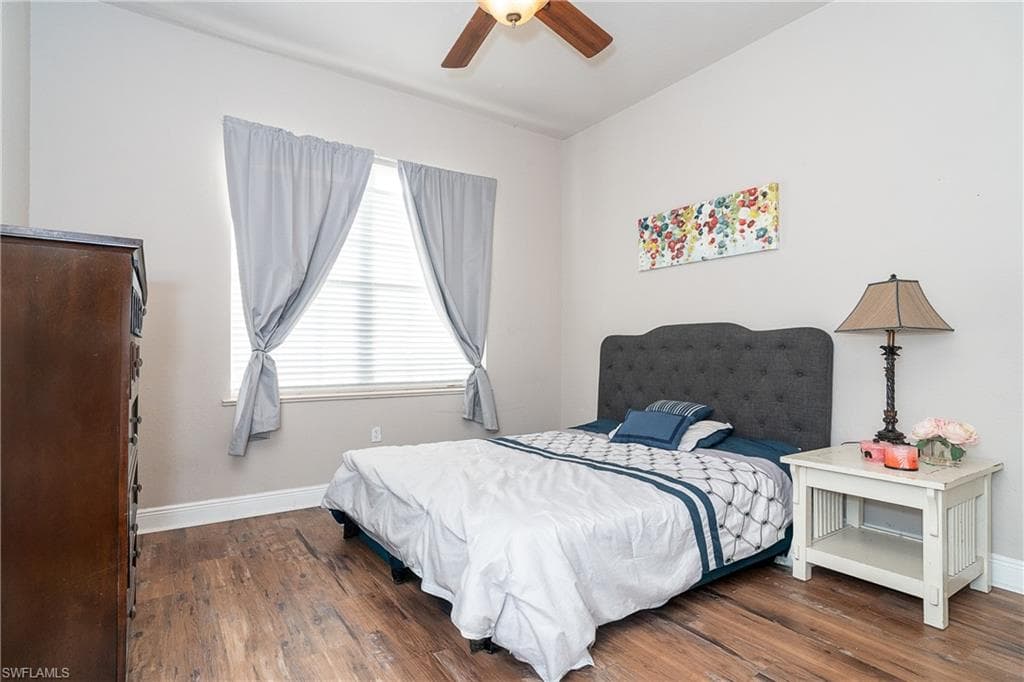 118 Abercrombie Ave, Englewood, FL 34223-16