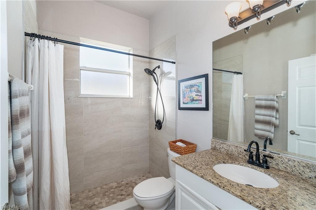 118 Abercrombie Ave, Englewood, FL 34223-17