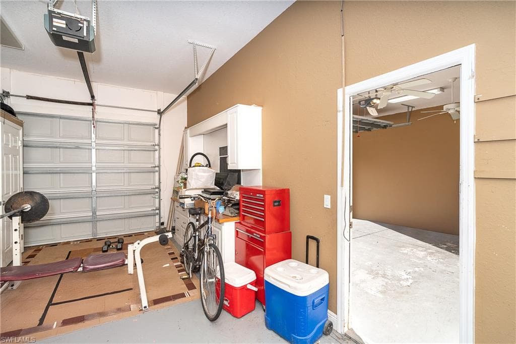 118 Abercrombie Ave, Englewood, FL 34223-24