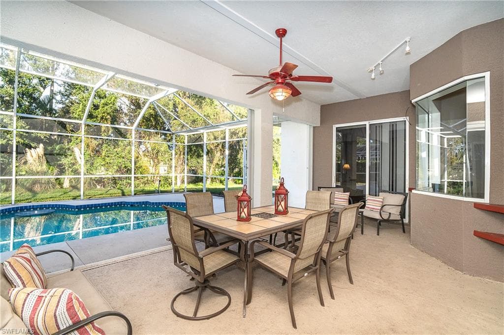 118 Abercrombie Ave, Englewood, FL 34223-25