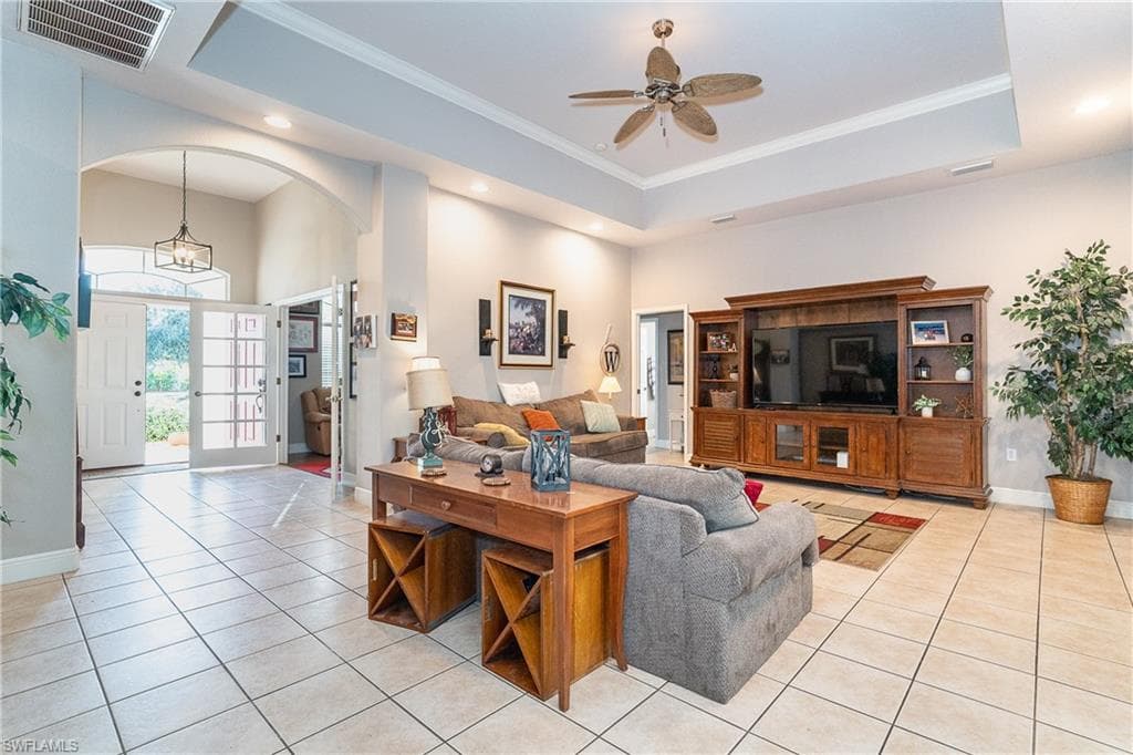 118 Abercrombie Ave, Englewood, FL 34223-5