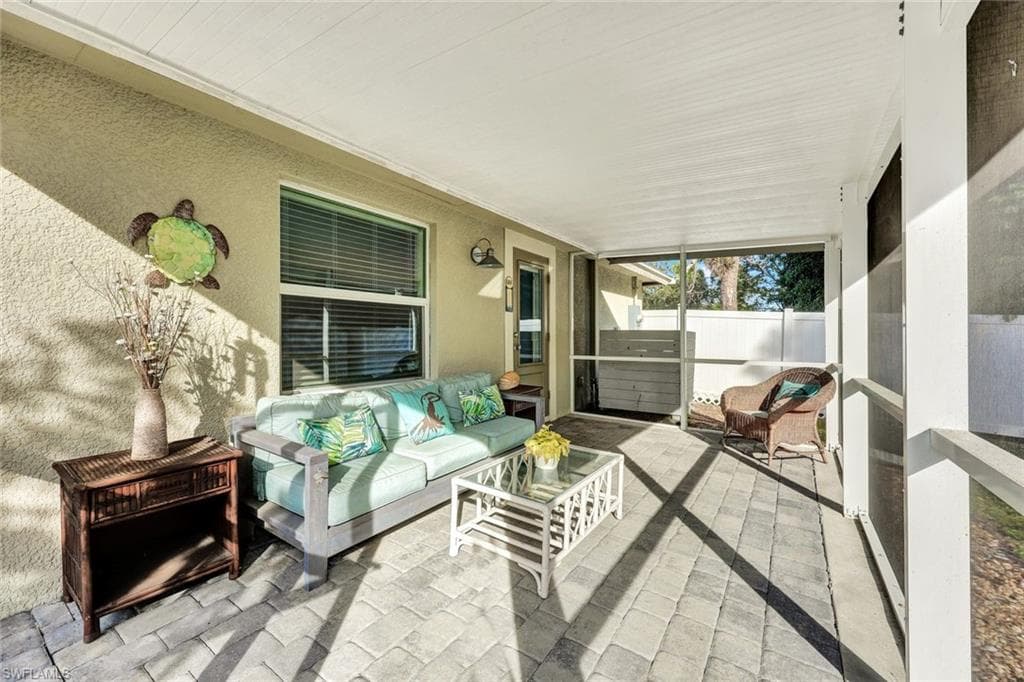 10170 Carolina St, Bonita Springs, FL 34135-16