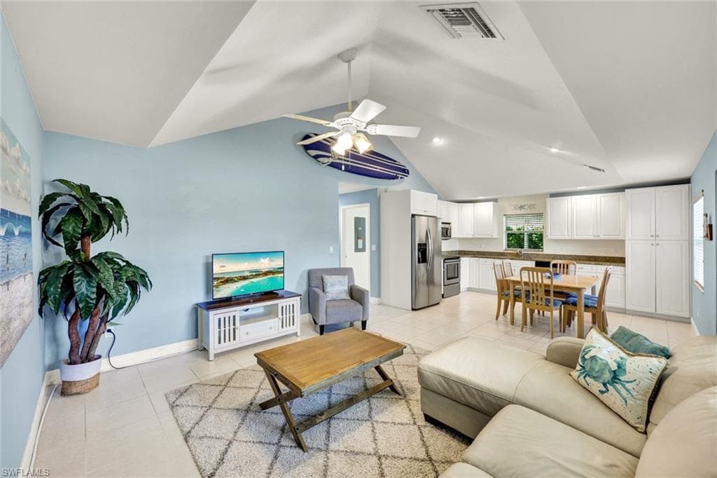 10170 Carolina St, Bonita Springs, FL 34135-3