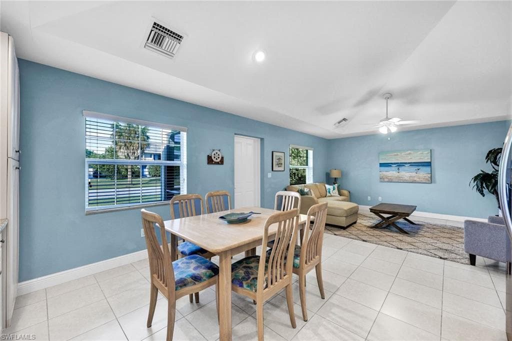 10170 Carolina St, Bonita Springs, FL 34135-7