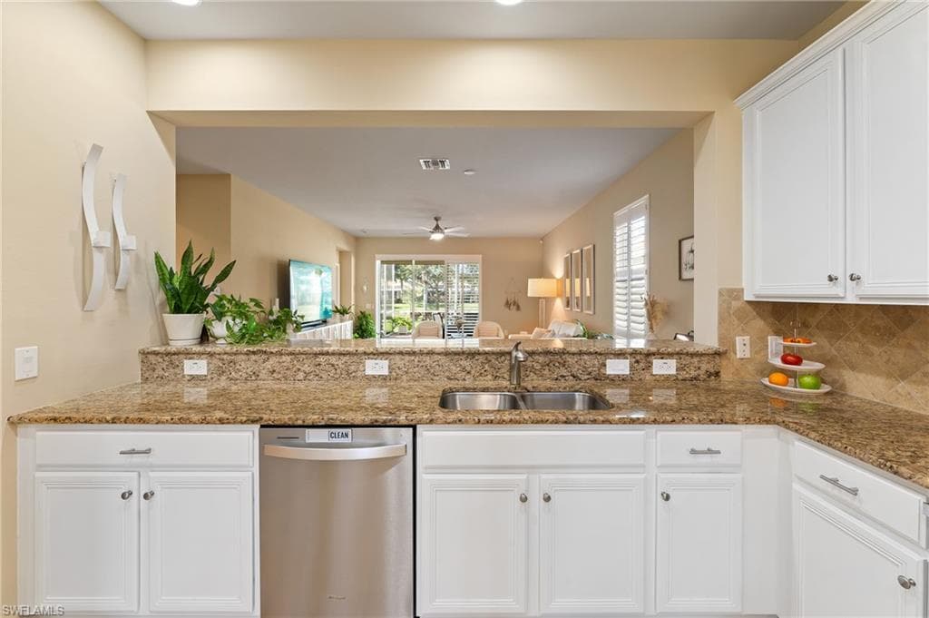 28078 Pisces Ln, Bonita Springs, FL 34135-11