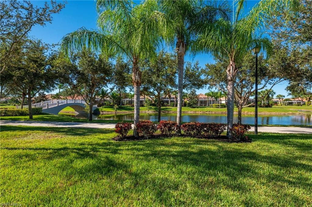 28078 Pisces Ln, Bonita Springs, FL 34135-4