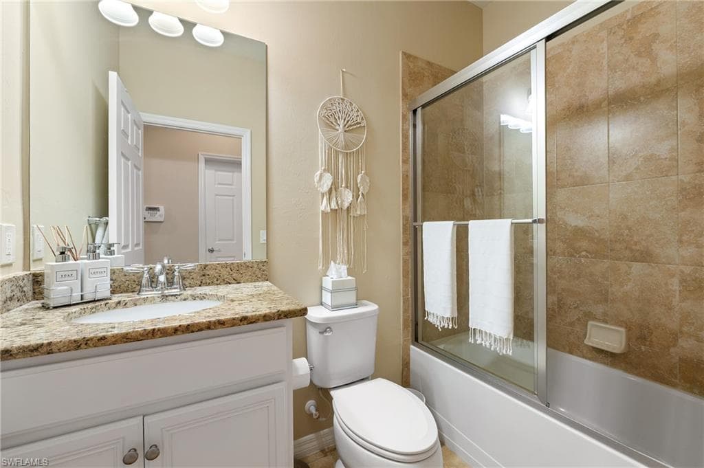 28078 Pisces Ln, Bonita Springs, FL 34135-6