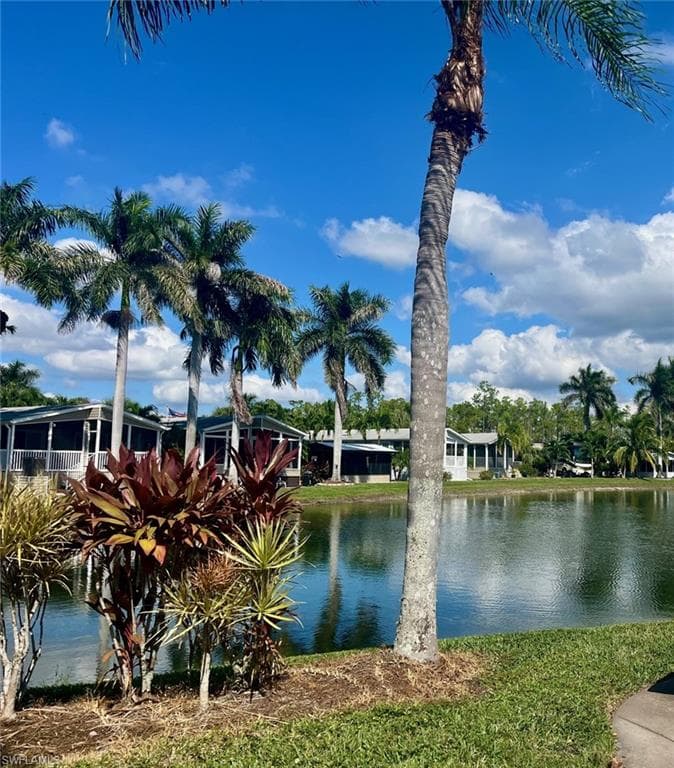 1262 Silver Lakes Blvd, Naples, FL 34114-5