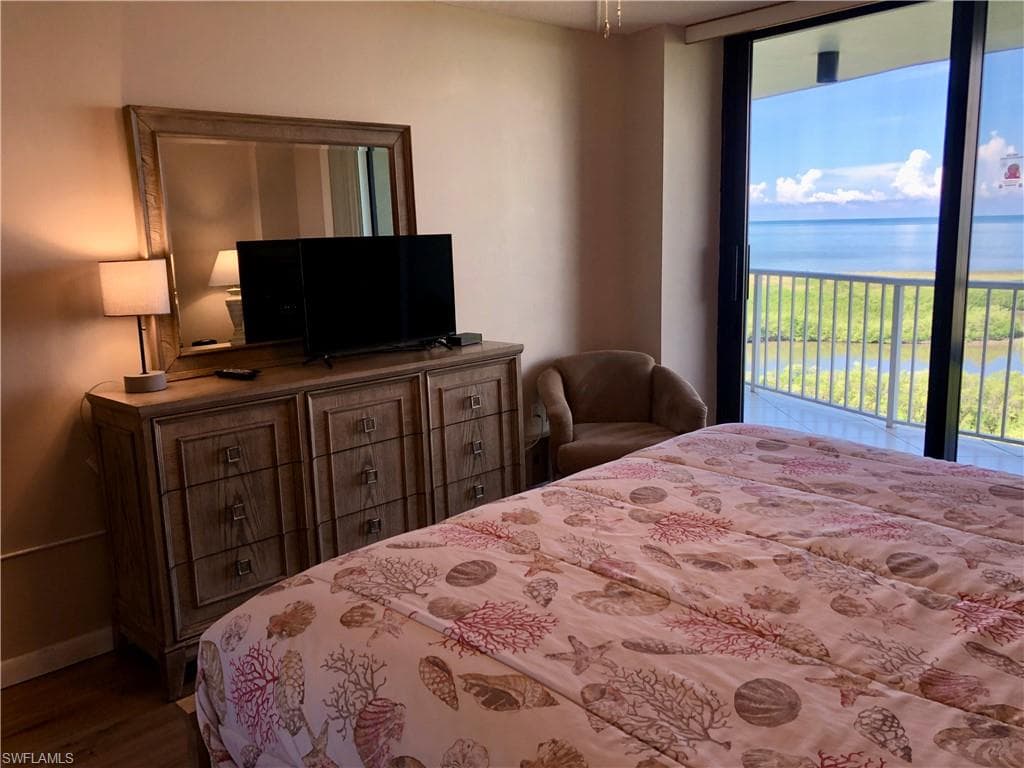 440 Seaview Ct 1201, Marco Island, FL 34145-14