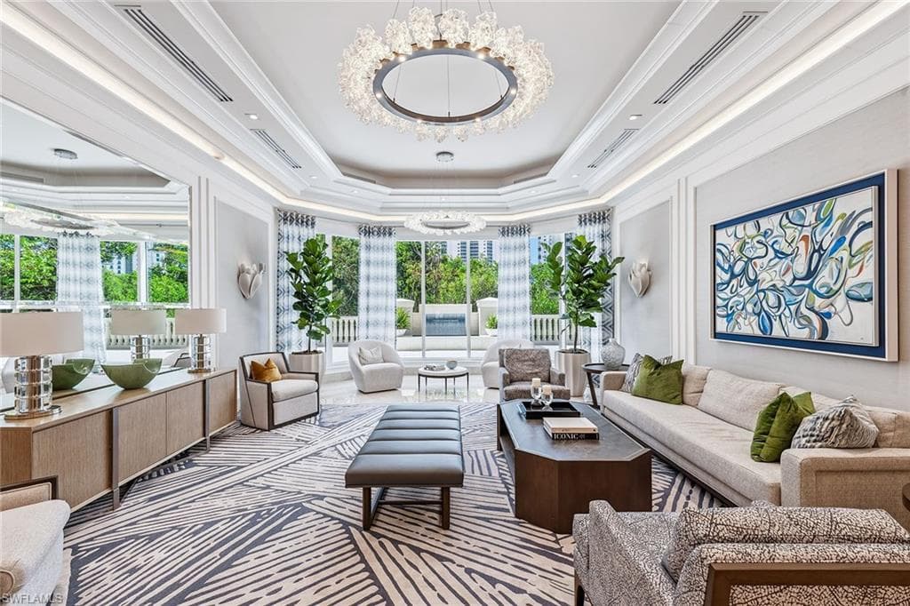 8930 Bay Colony Dr 303, Naples, FL 34108-20