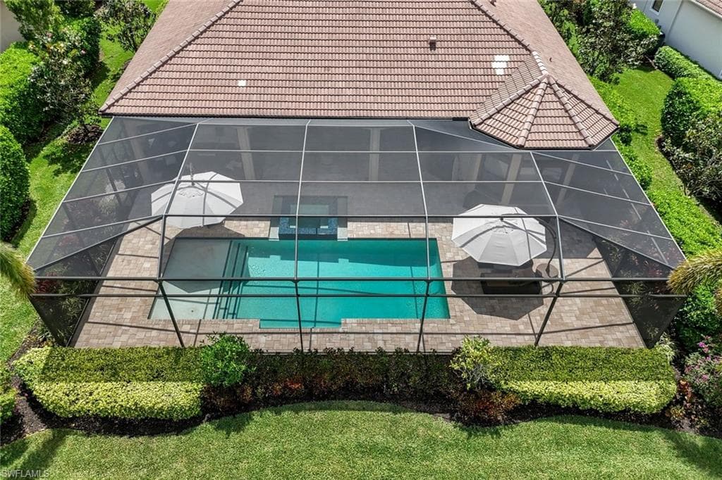 5869 Hammock Isles Cir, Naples, FL 34119-42