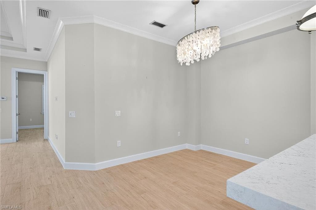 8904 Yucatan Ct, Naples, FL 34112-11