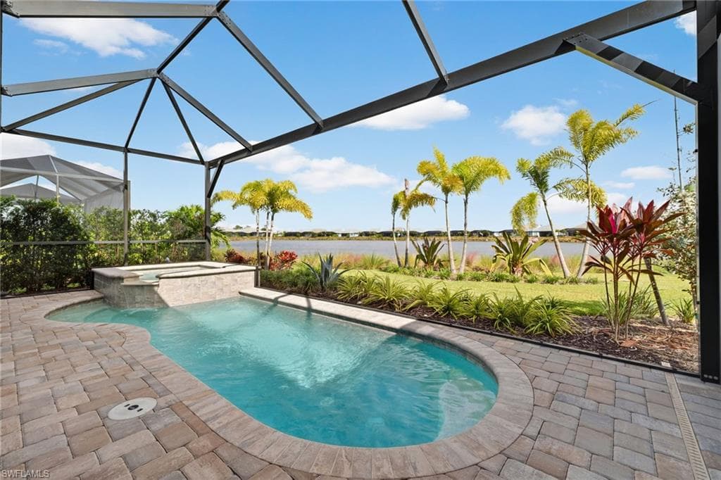 8904 Yucatan Ct, Naples, FL 34112-23