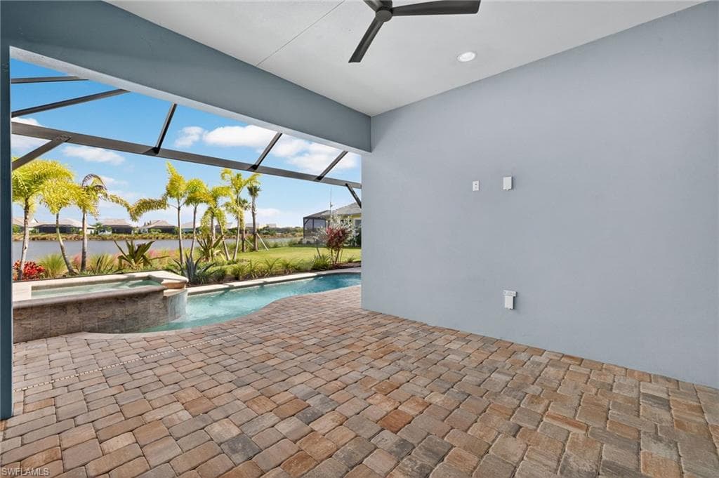 8904 Yucatan Ct, Naples, FL 34112-24