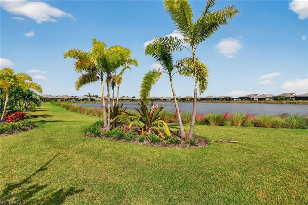 8904 Yucatan Ct, Naples, FL 34112-28