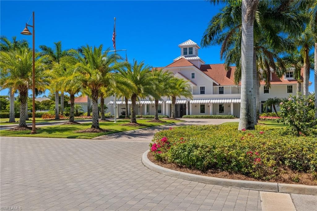 8904 Yucatan Ct, Naples, FL 34112-36