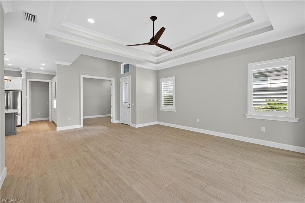 8904 Yucatan Ct, Naples, FL 34112-4