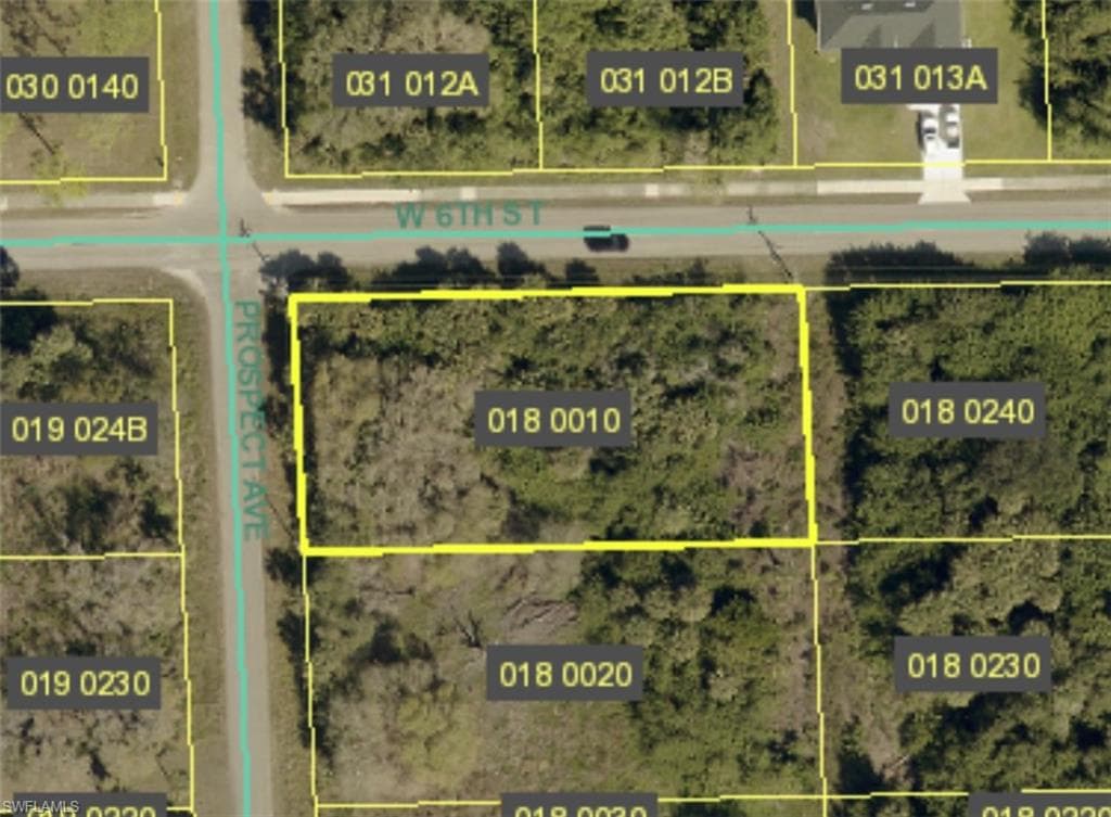 522 Prospect Ave, Lehigh Acres, FL 33972-1
