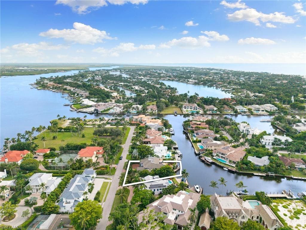 2170 Marina Dr, Naples, FL 34102-8