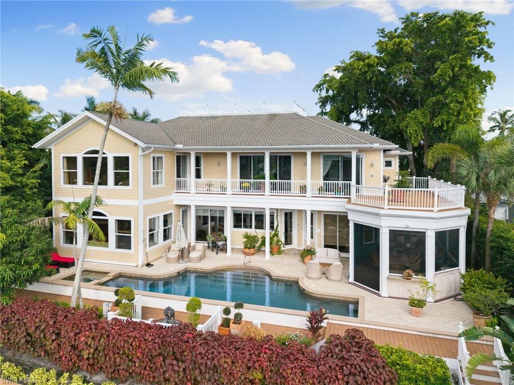 2170 Marina Dr, Naples, FL 34102-5