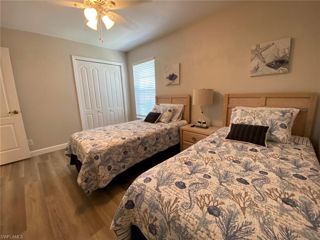 841 Mount Hood Ct, Naples, FL 34104-17