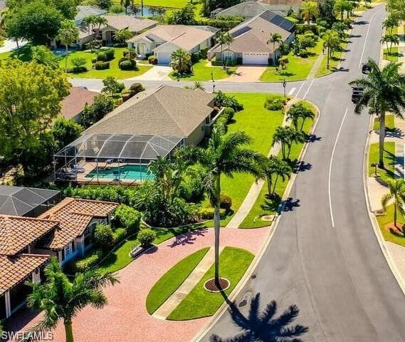 841 Mount Hood Ct, Naples, FL 34104-2